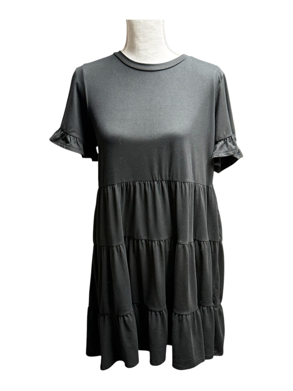 JODIFL Black Knit Dress with Branded Tiered layers size small ruffle sleeves